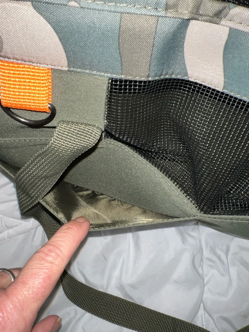 Top Paw Olive Green and Camouflage Travel Tote